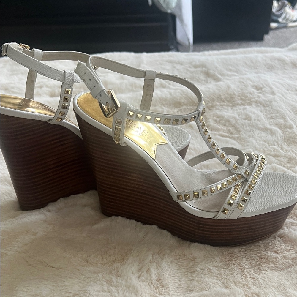 MICHAEL Michael Kors White and Gold Studded Wedges - Picture 3 of 3